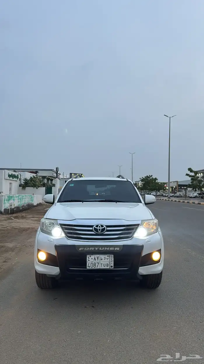 جيب فورتشنر 2012 سته سلندر 12