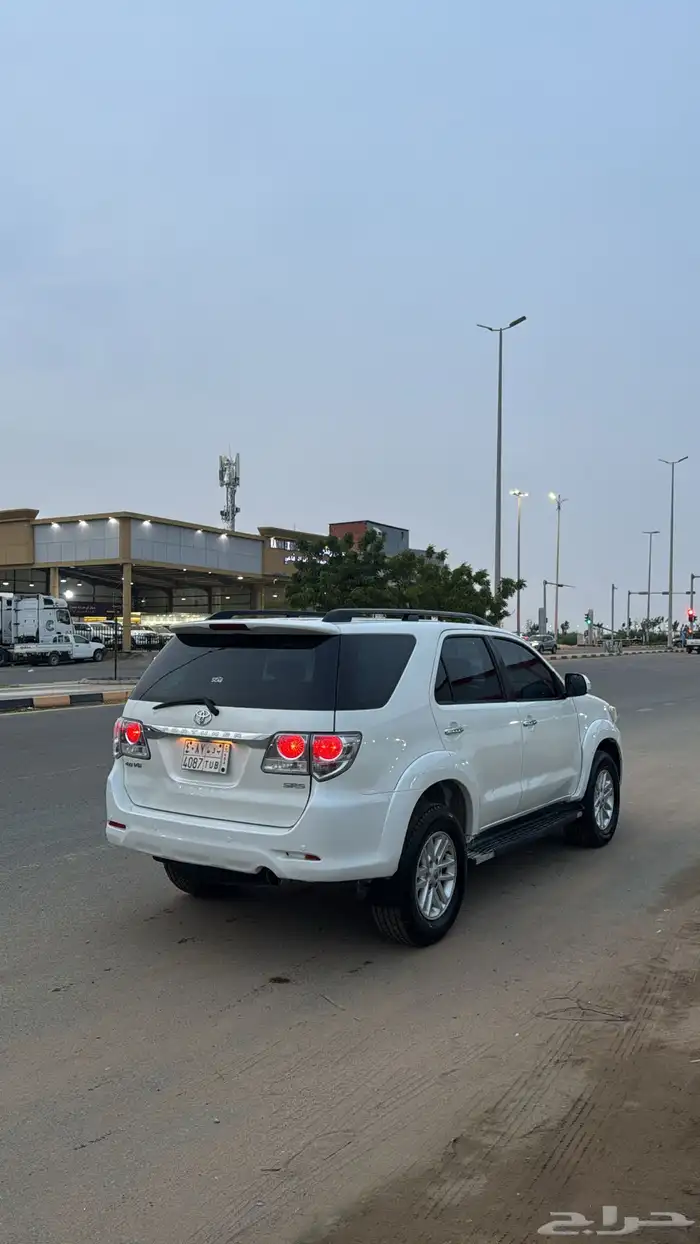 جيب فورتشنر 2012 سته سلندر 7