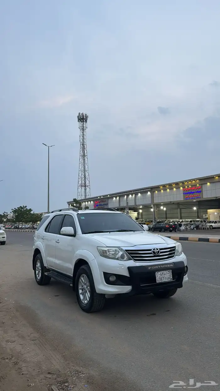 جيب فورتشنر 2012 سته سلندر 1