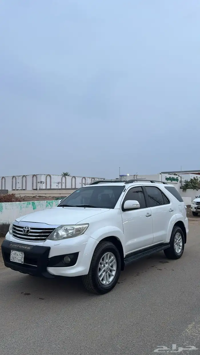 جيب فورتشنر 2012 سته سلندر 2