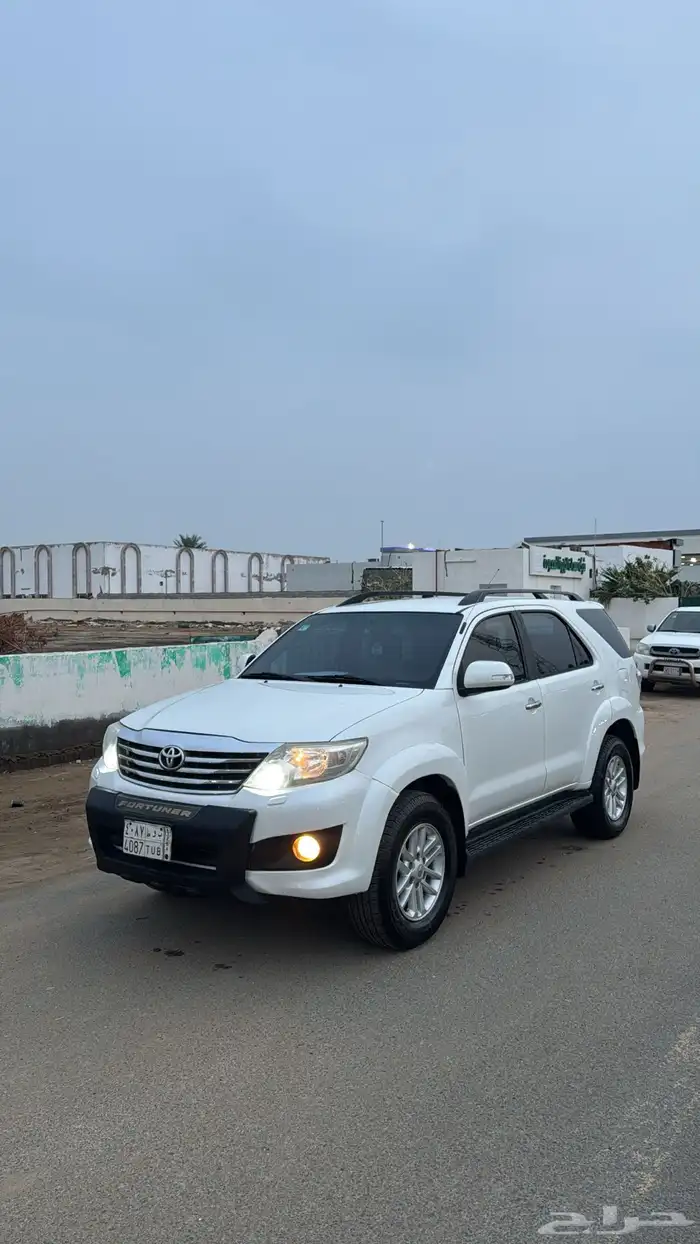 جيب فورتشنر 2012 سته سلندر 3