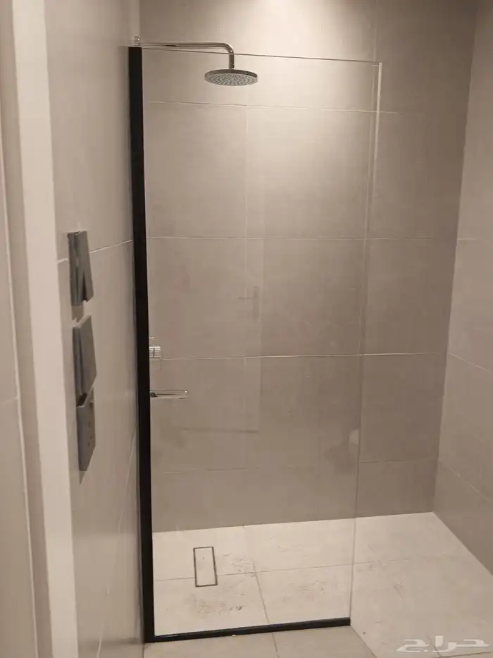 زجاج للشاور 7