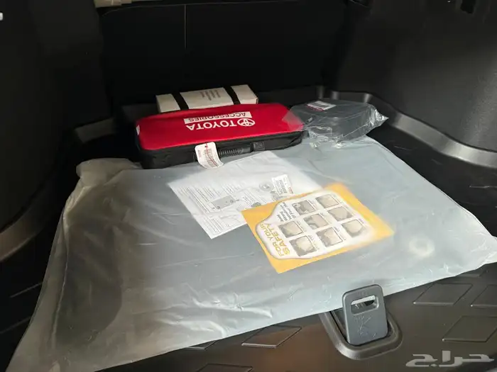 للبيع كامري سعودي ستاندر اسود 4