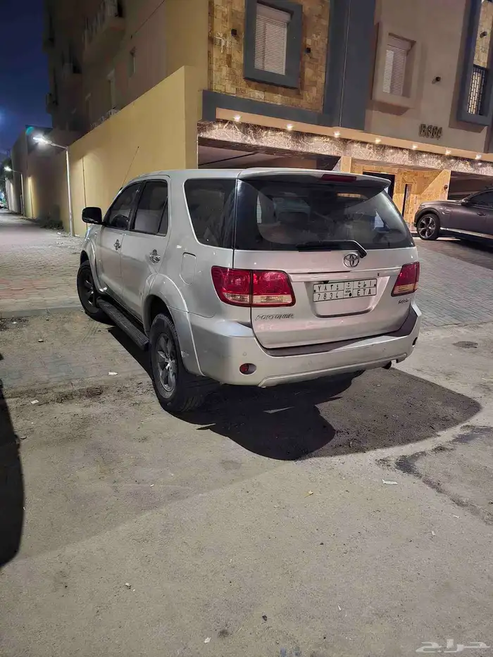 جيب فورتشنر للبيع. 2006 3