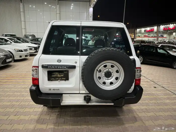 نيسان باترول ربع موديل 2004 نظيف بخاخات 11