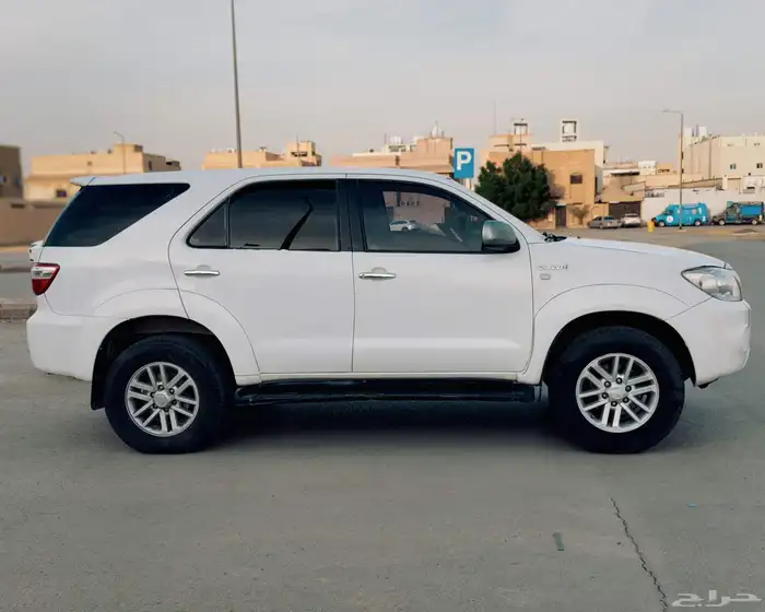 تويوتا فورشنر 2010 GX 2