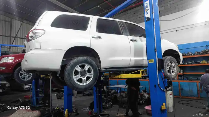 قير تويوتا سيكويا 2012 مع التركيب والضمان أخصائي تويوتا 3