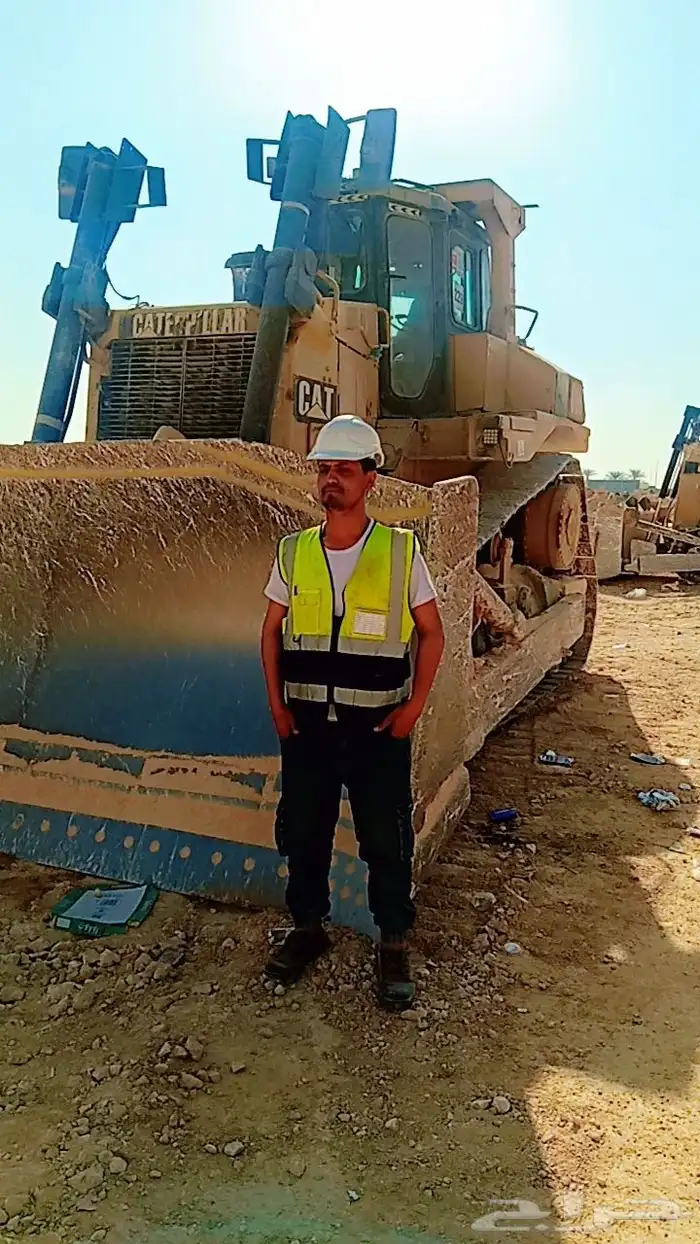 سائق بلدوزر يمني متواجد الرياض 2