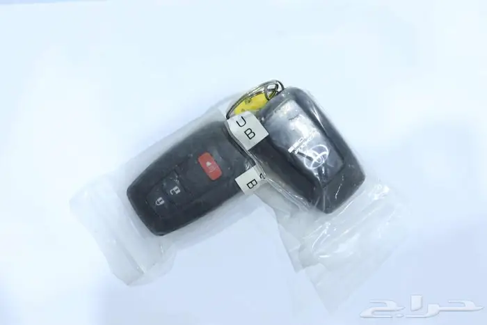 تويوتا كورولا كروس ستاندر ابيض هايبرد 2024 خصم خاص 28