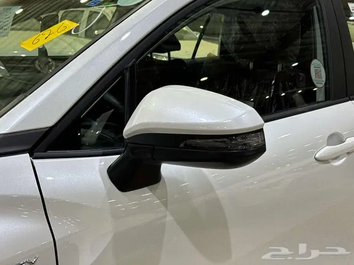 تويوتا كورولا كروس نص فل ابيض هايبرد 2025 اقل سعر كاش وبنوك 10