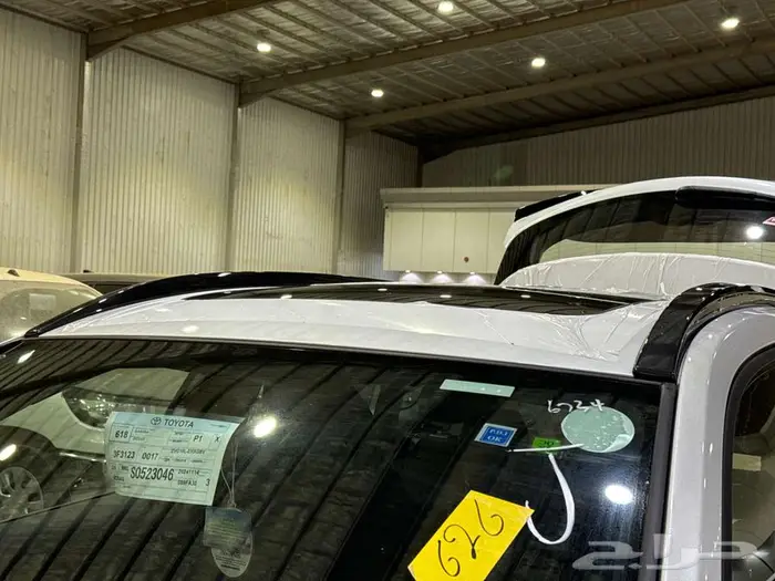 تويوتا كورولا كروس نص فل ابيض هايبرد 2025 اقل سعر كاش وبنوك 17