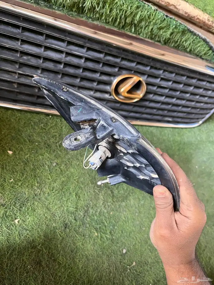 شبك واسطب فلشر لكزس LS 400 اصلي 7