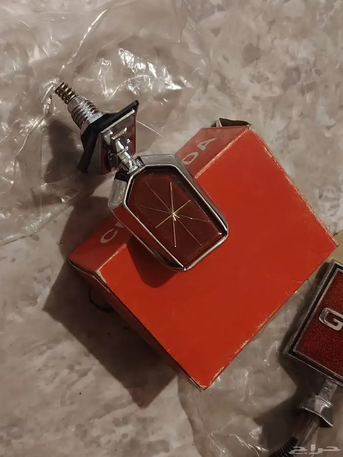 علامات كبوت سيارات قديمه دتسن هايلوكس كراسيدا 200L بهبهاني 4