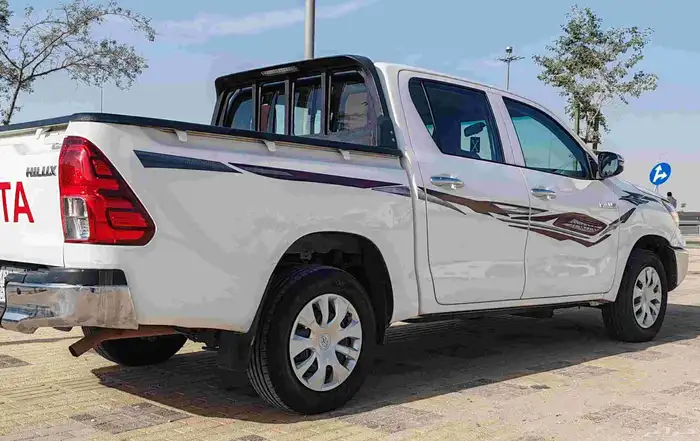 تويوتا هايلكس غمارتين موديل 2020 5