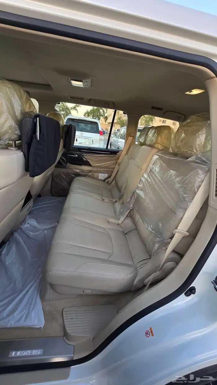 لكزس 2017 فل كامل ممشى قليل 6