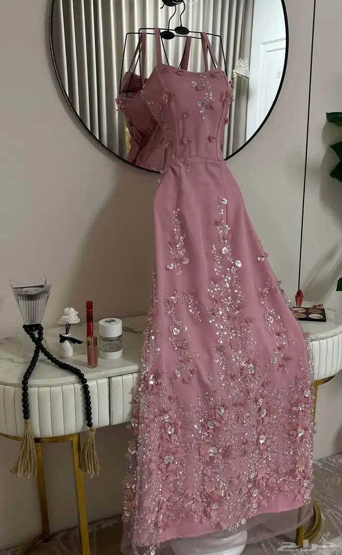 فساتين مناسبات فخمة 37