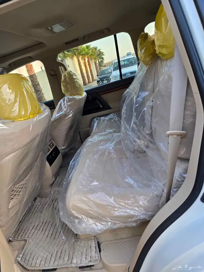 لاندكروزر فل كامل 2012 6