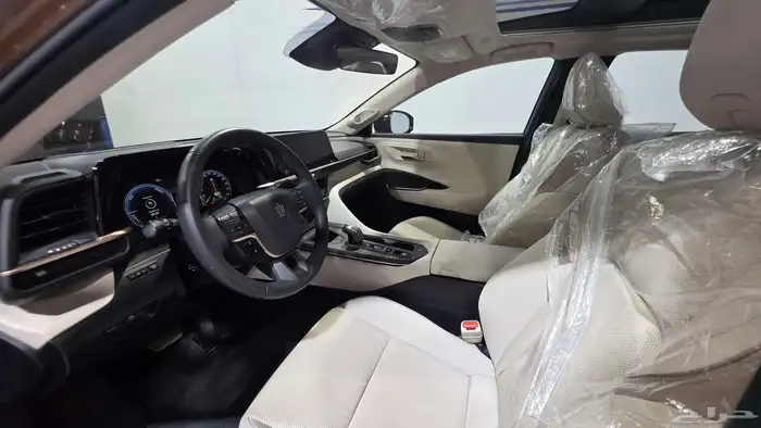 كراون ماجستا فل كامل 2023 11