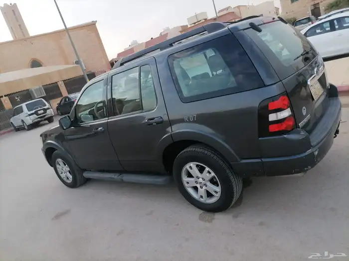 فورد اكسبلورر 2010 1