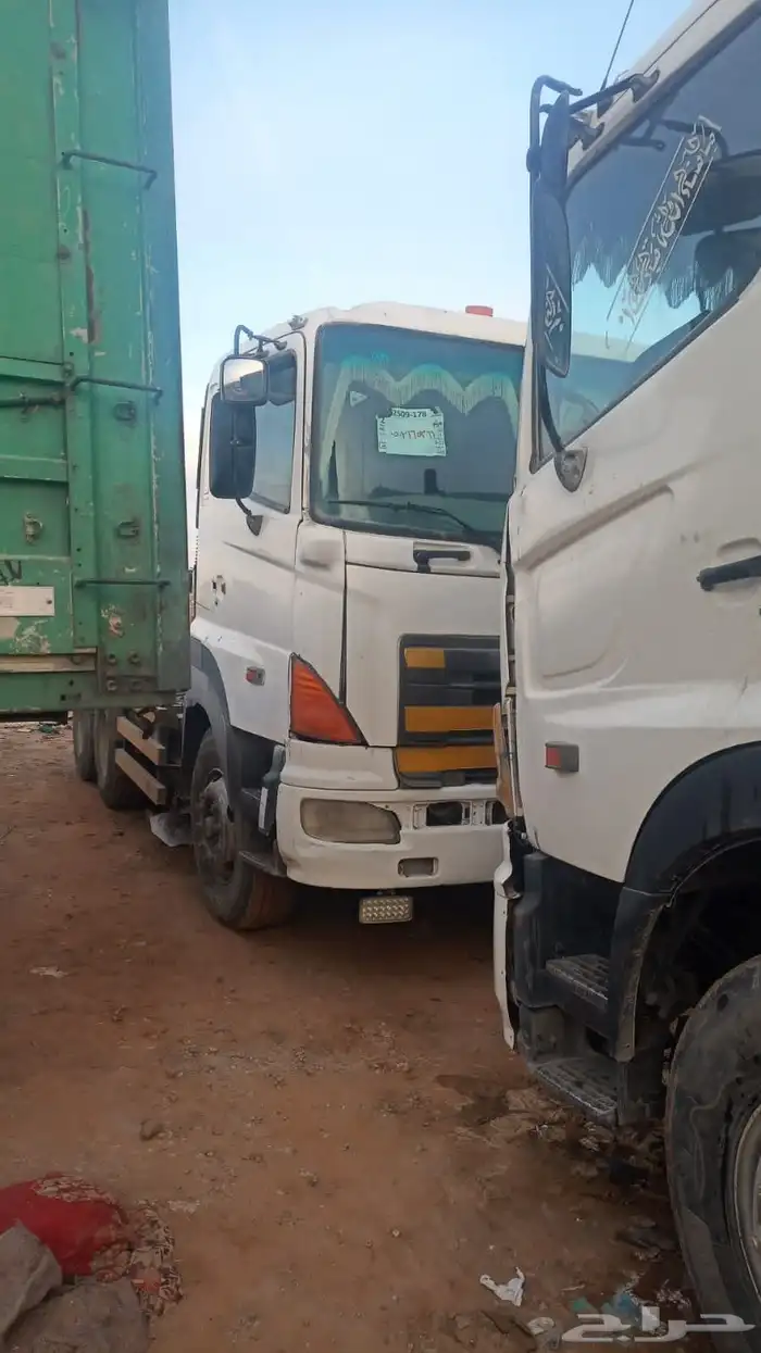 للبيع بكلين هيتاشي ..للبيع صندوق 32 حجم للبيع راس هينوه سكس. 4