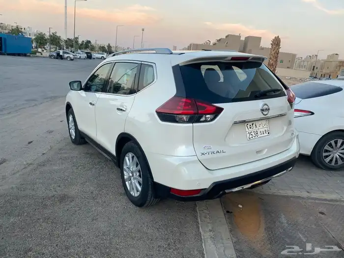 اكس تريل 2022 8