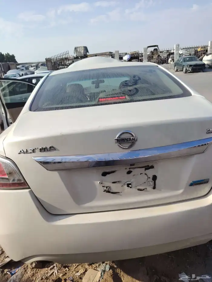 نيسان التيما 2015 1