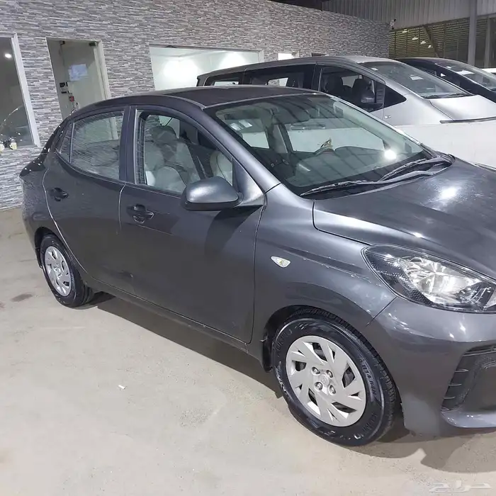 هونداي i10 2024 1