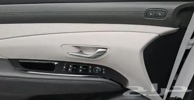 توسان هايبر بنزين 13