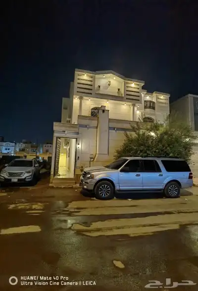 فيلا للبيع دور وثلاث شقق حي الرمال الذهبي index