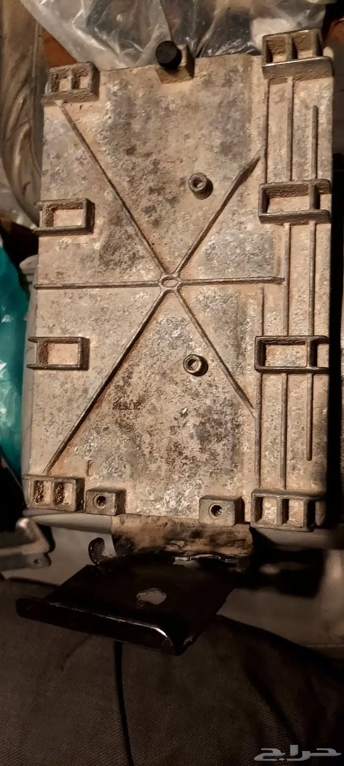 كمبيوترات سيارات. يوجد كمبيوتر ماركيز. و كمبيوتر كرايسلر 6