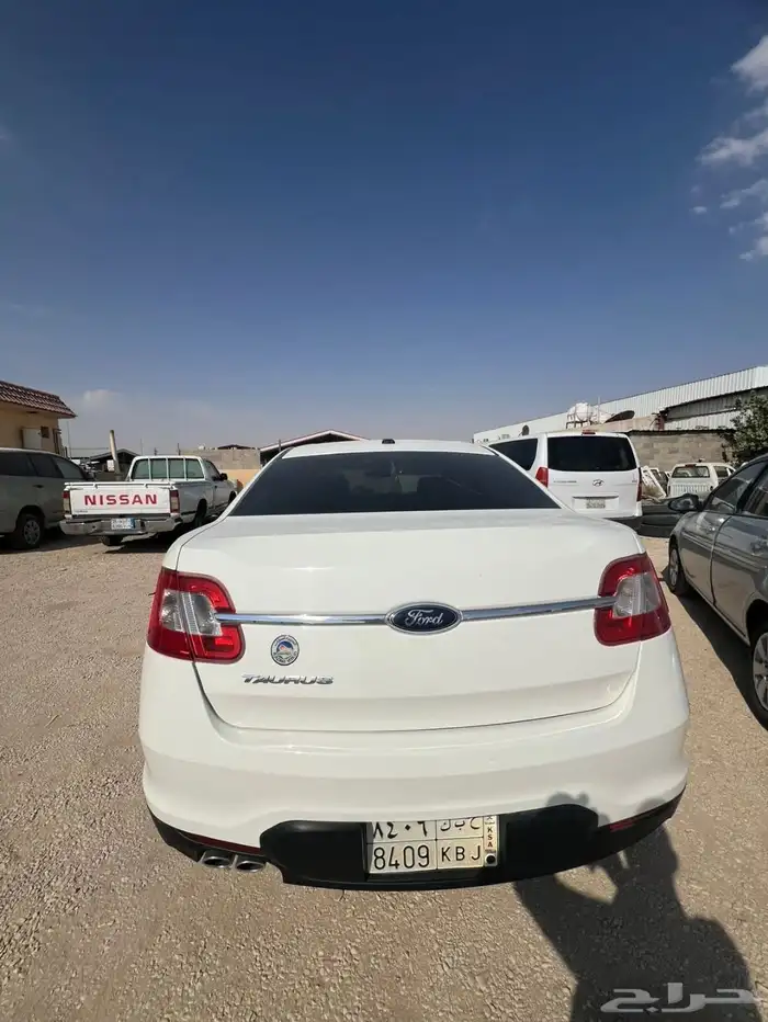 تورس 2010 للبيع 1