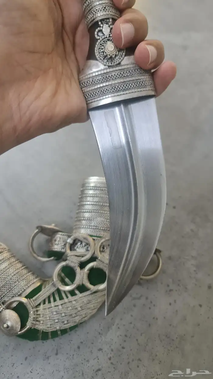 خنجر فضة قرن 11
