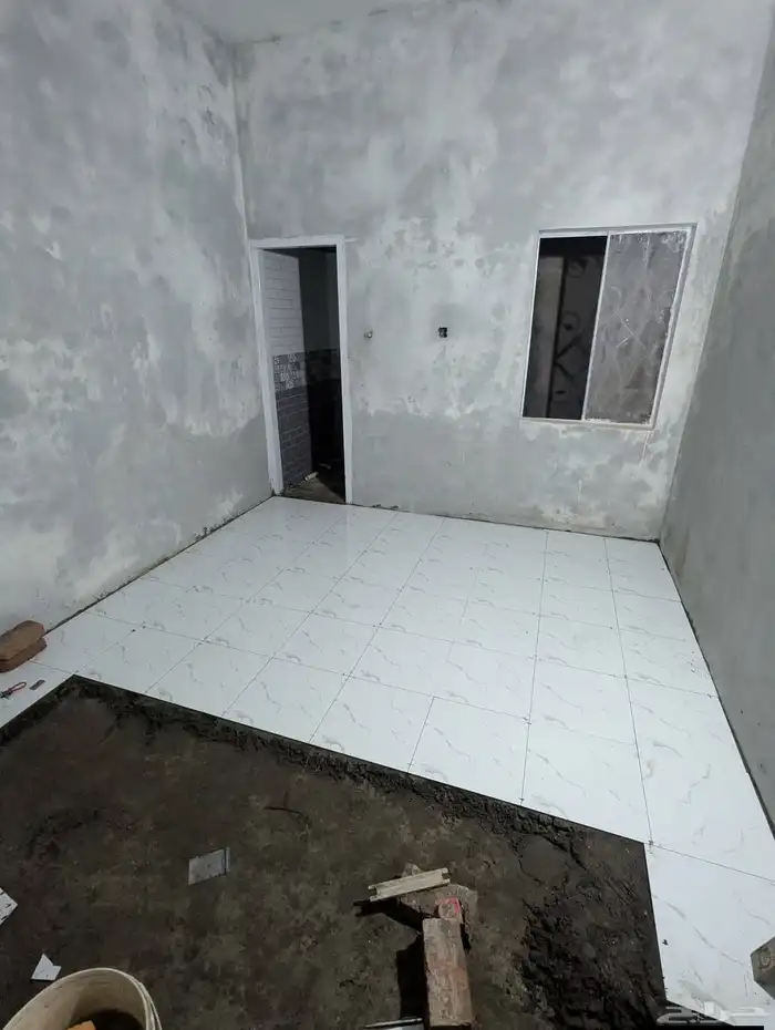 Tiler Ceramic Porcelain Math Teacher Kashani 2