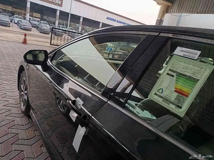 تيوتا كامري ستاندر E موديل 2025 7