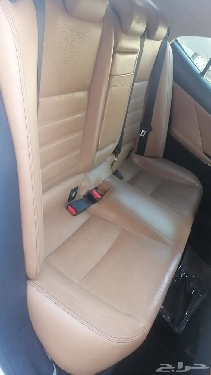 لكزس is 350 2014 سعودي 28