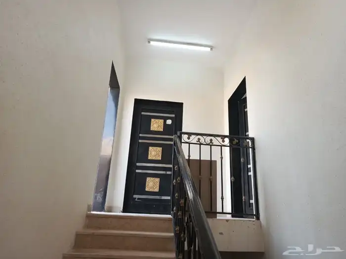 شقه للايجار حي الرمال 5