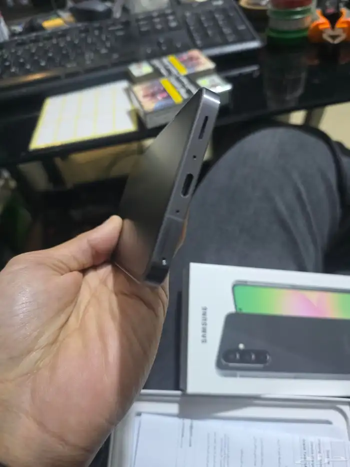 سامسونج A56 4