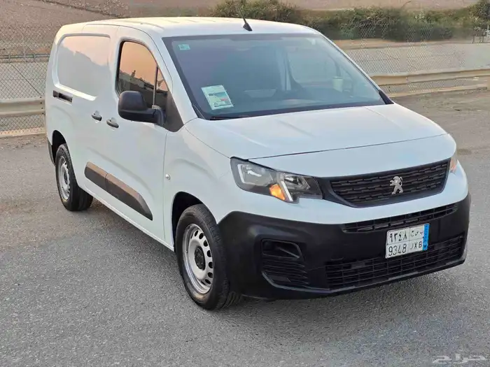 فان بضاعة ديزل - 2023 بيجو بارتنر (( طويل )) 1