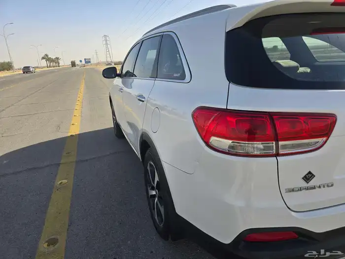 كيا سورينتو 2016 3