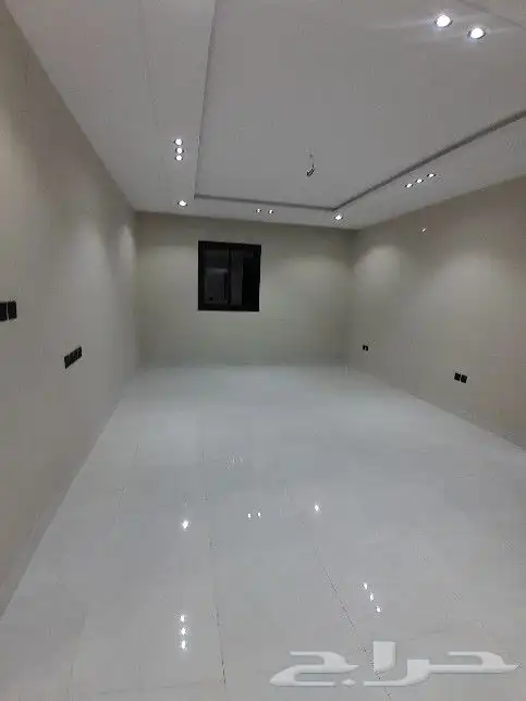 للبيع روف علوي مع ملحق تشطيب راقي 8غرف بحي قرطبة المحاله 21