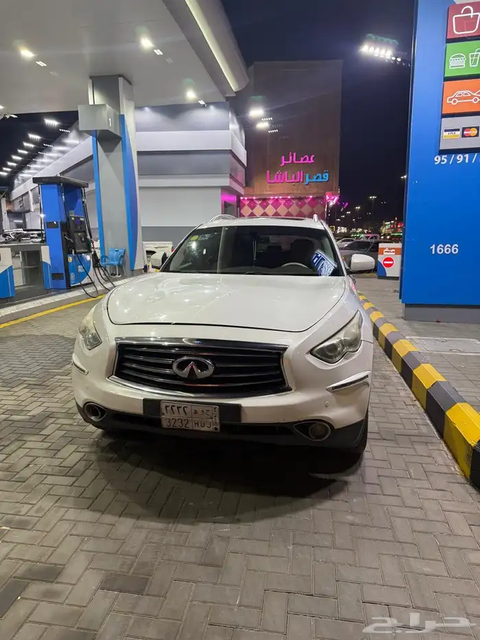 انفنيتي FX37 موديل 2013 3