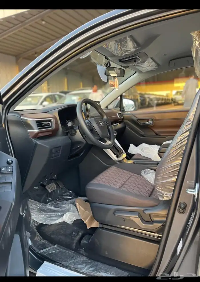 تويوتا انوفا 2.0 GL بنزين 2026 2