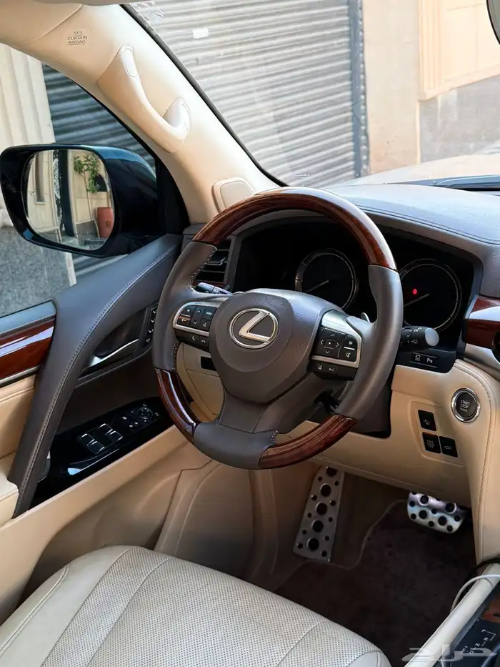 جيب لكزس 2016 DD 13