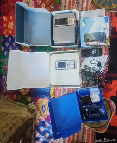 تليفونات نوكيا قديمة بكراتينها index