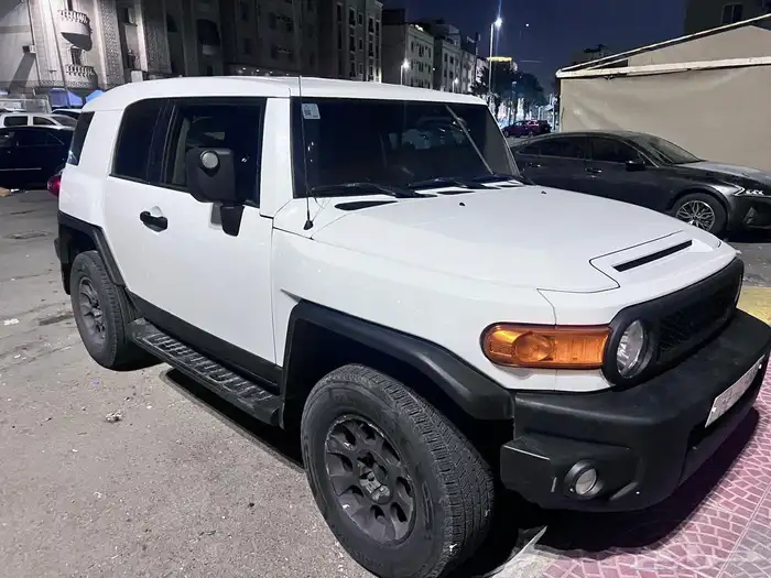 تويوتا اف جي موديل 2013 6