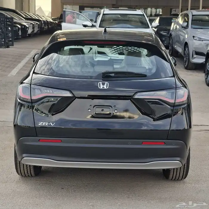 هوندا ZR-V استاندر 2025 السعر 97000 شامل الضريبه 6