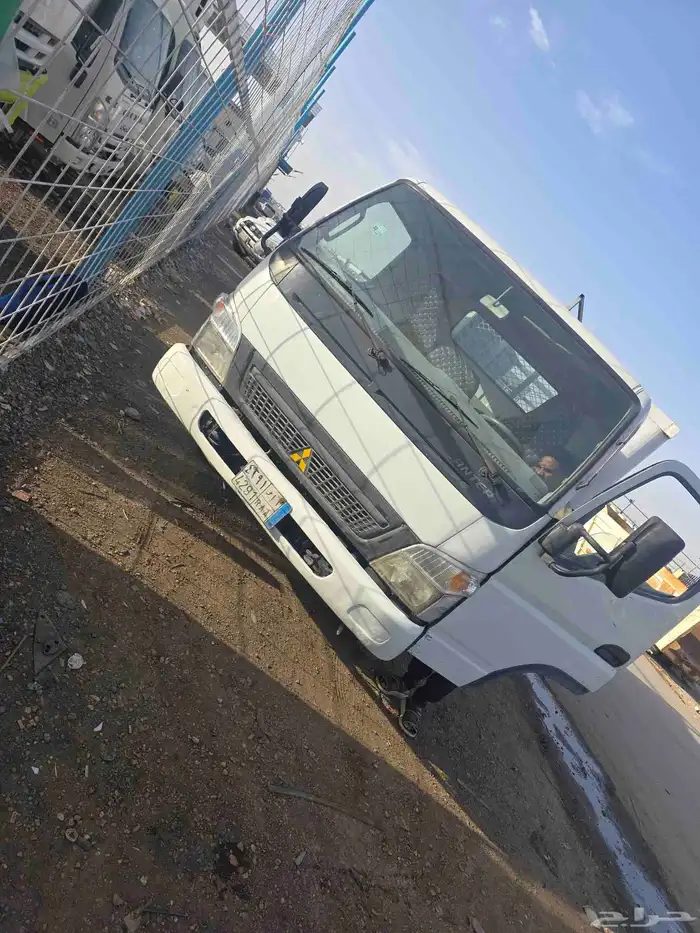 دينه مستبيشي 5 متر صندوق شبك 2008 استماره جديد محركات شرط 2