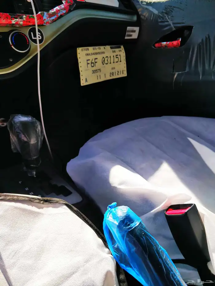 للبيع كيا بيكانتو 2013 مخزن 84 الف اوتوماتيك 3 سلندر 16