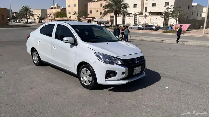 ميستوبيشي اتراج 2021 نظيف 5