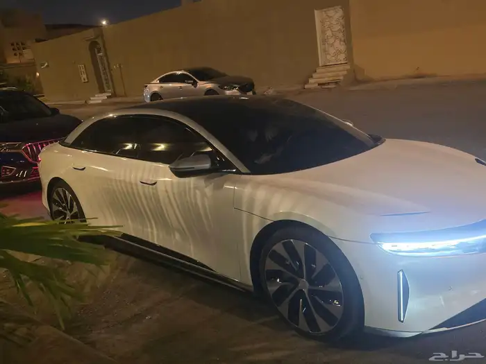 لوسيد 2023 جي تي 1